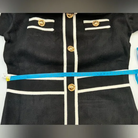 🆕KARL LAGERFELD🧿 NWT Classic Knit Dress with Embroidered Monogram, Black, Sz M - Picture 16 of 16